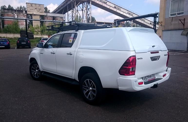 Бампер АВС-Дизайн задний с квадратом под дополнительное оборудование Toyota Hilux 2015- белый